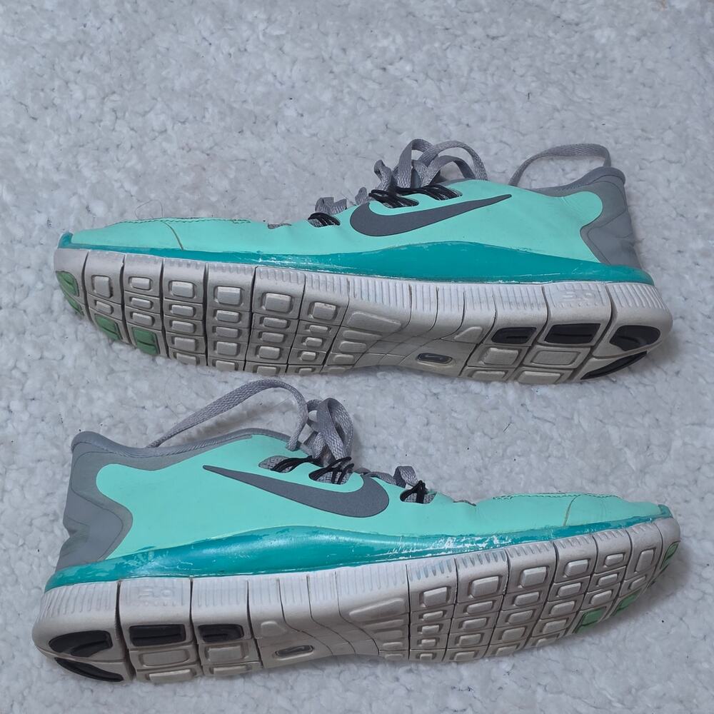 Women's Nike Free 5.0 Running Shoes Teal Green Lightweight Sneakers size 9